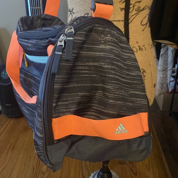 Adidas Gym Bag - Picture 5 of 7